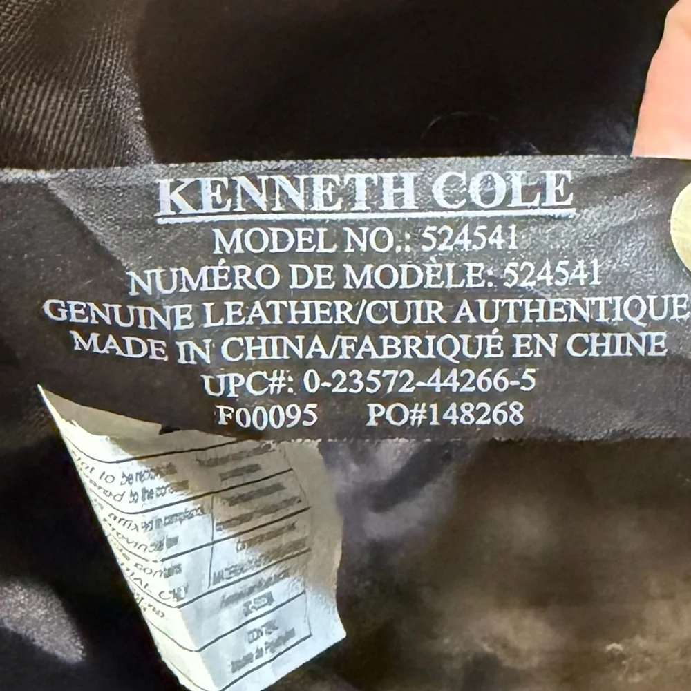 KENNETH COLE REACTION COLOMBIAN LEATHER CROSSBODY MESSENGER BAG